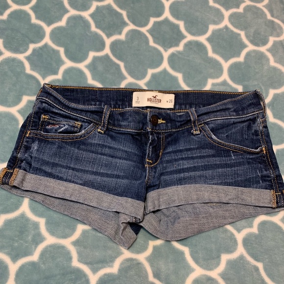 Hollister Pants - Hollister shorts